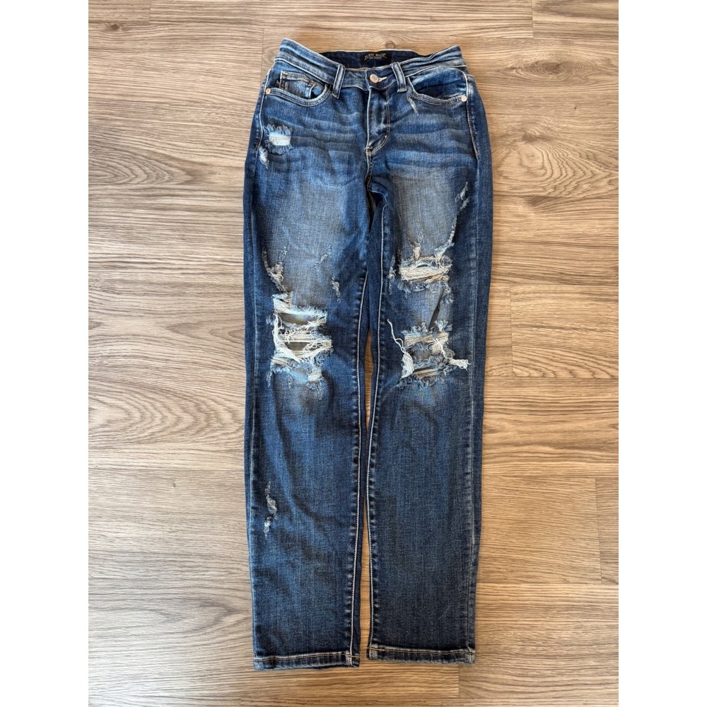 Judy Blue Boyfriend Fit Distressed Jeans Medium Wash Size 3/26 Denim Pants